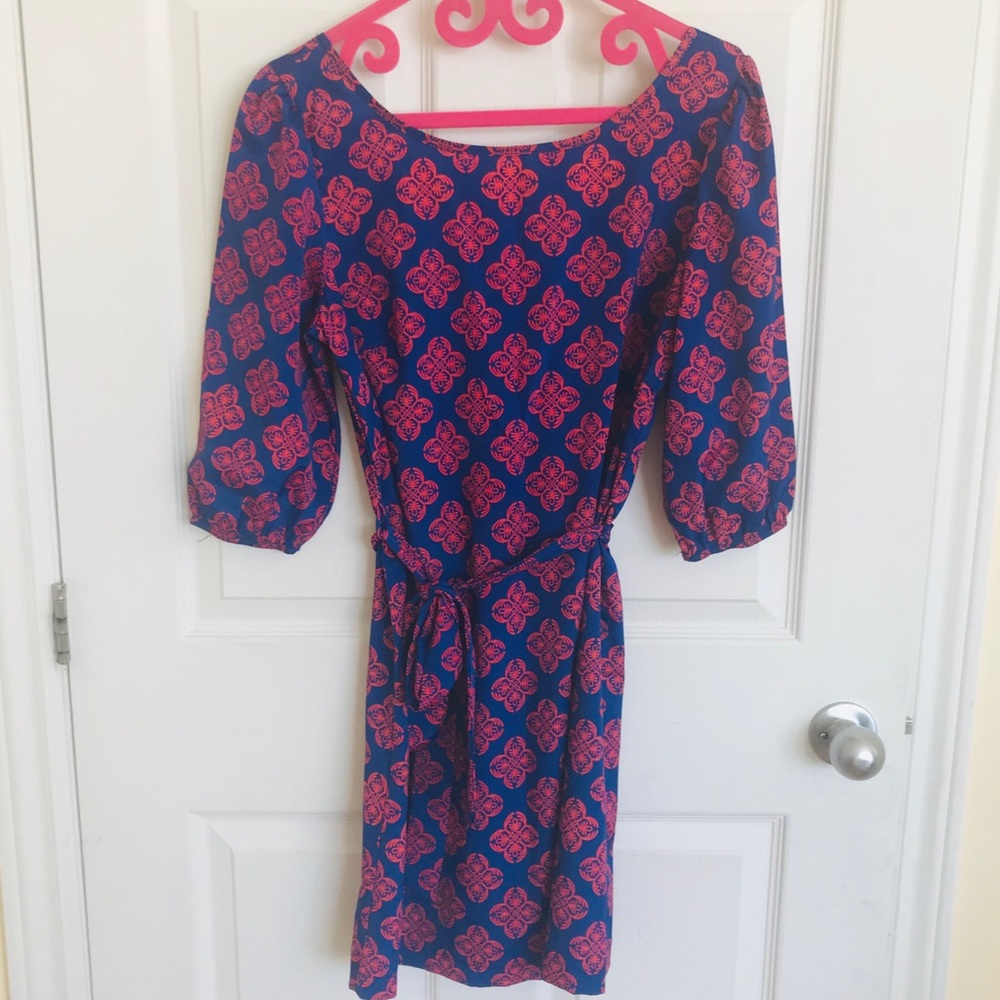 Hello Miss psychedelic mini dress